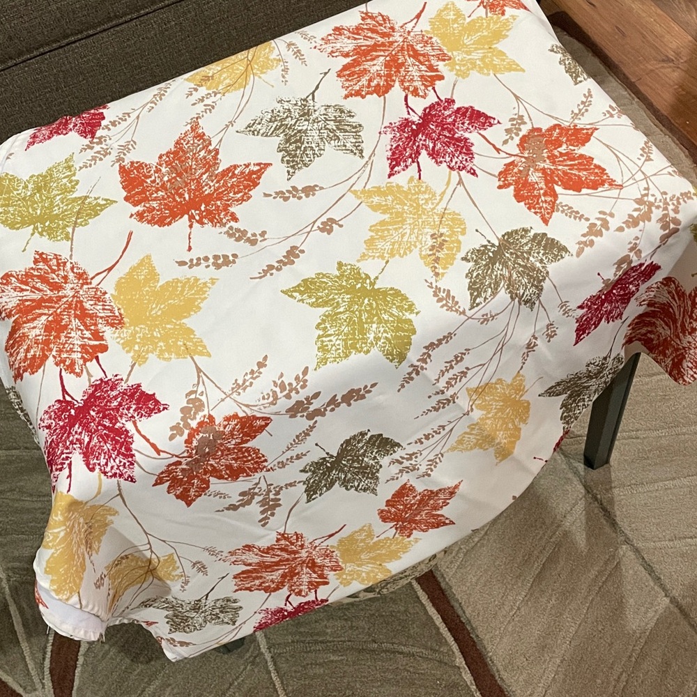 Autumn Fall Leaf Foliage Pattern Fabric 70” Round Tablecloth